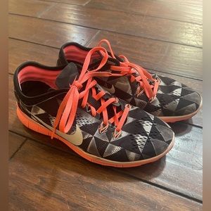 Nike shoes. Women’s size 6